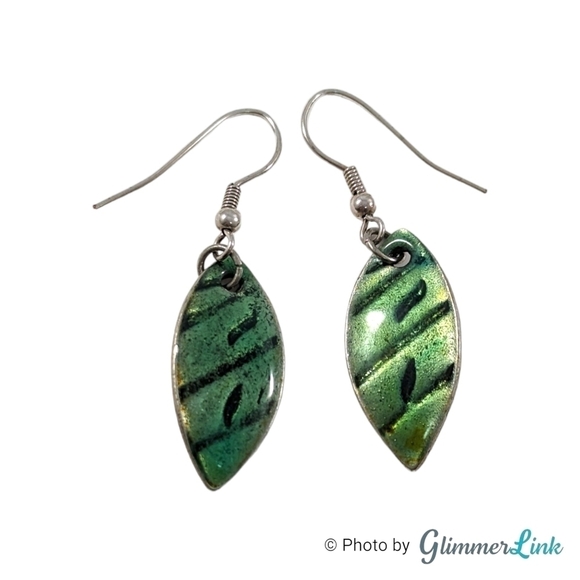 Green Enamel Oval Leaf Shaped Silver Tone Dangle Earrings - Picture 4 of 9